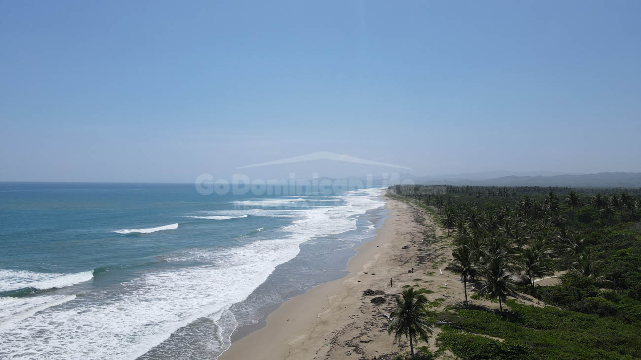 Paradise of Sand, Great Beachfront Land for sale!