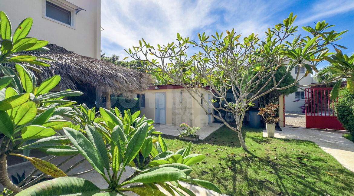 sosua-commercial-1building-4bed-22