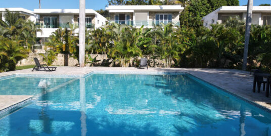 Modern Condo in Gated Community with Shared Pool, C-III # 5