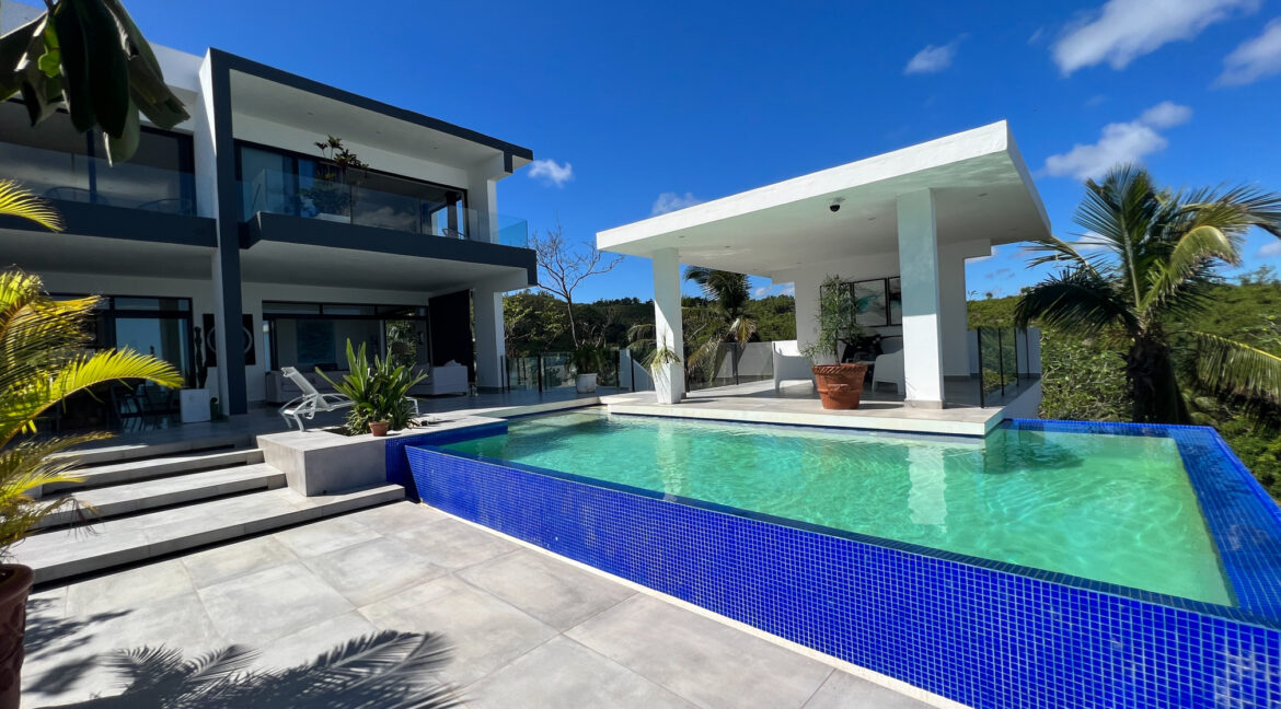 Luxury Oceanfront villa on hill las terrenas (25)