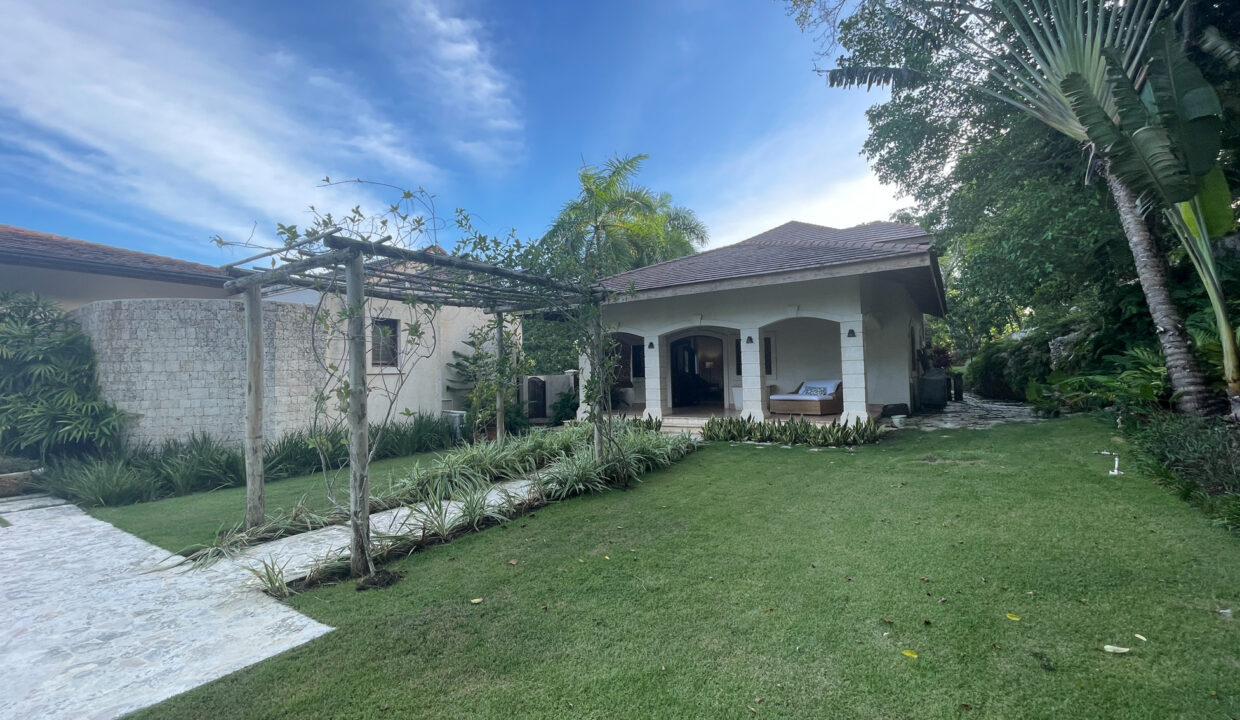 Luxury villa near beach cabarete (30)