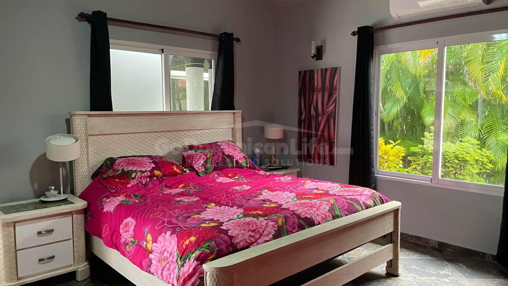stunning-4-bedroom-villa-in-gated-community-in-sosua-17