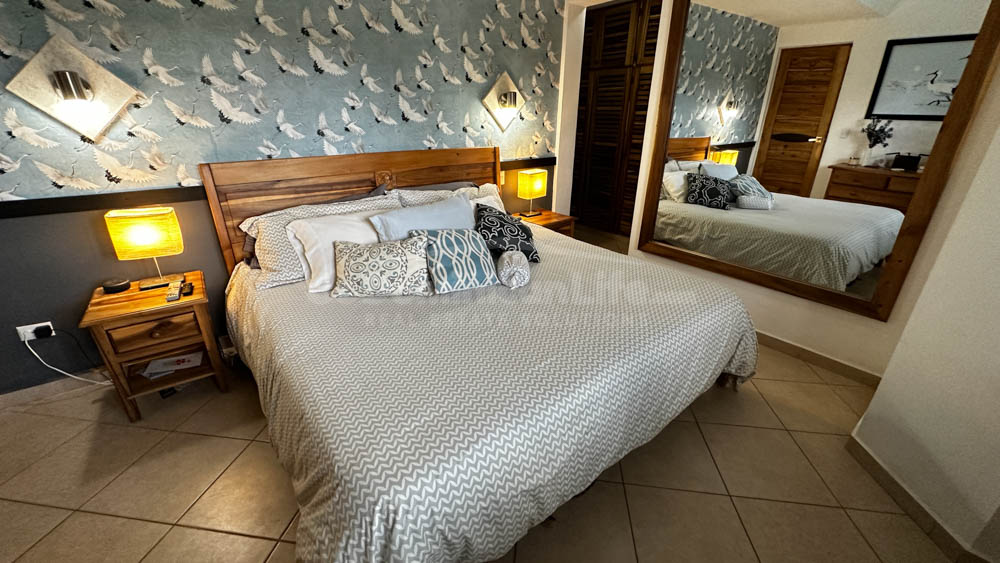 stunning-4-bedroom-oceanview-penthouse-51