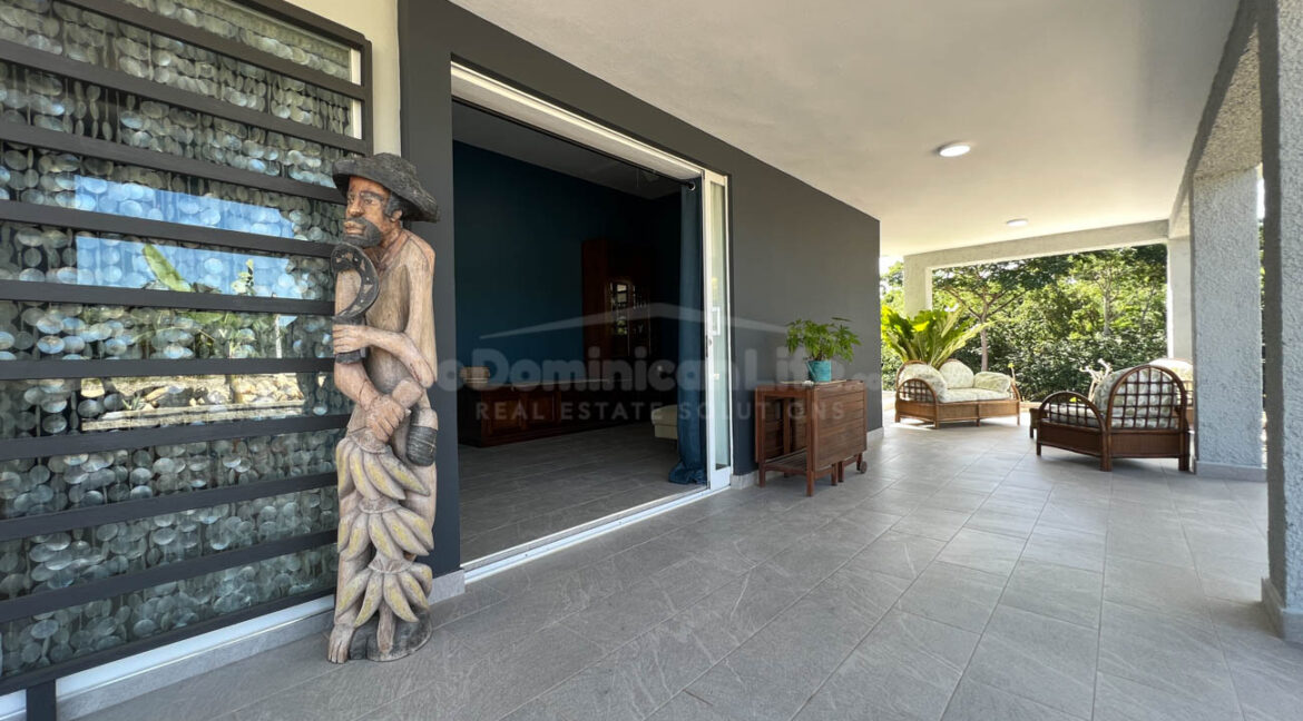 beautiful-new-built-home-in-the-hills-of-sosua-2