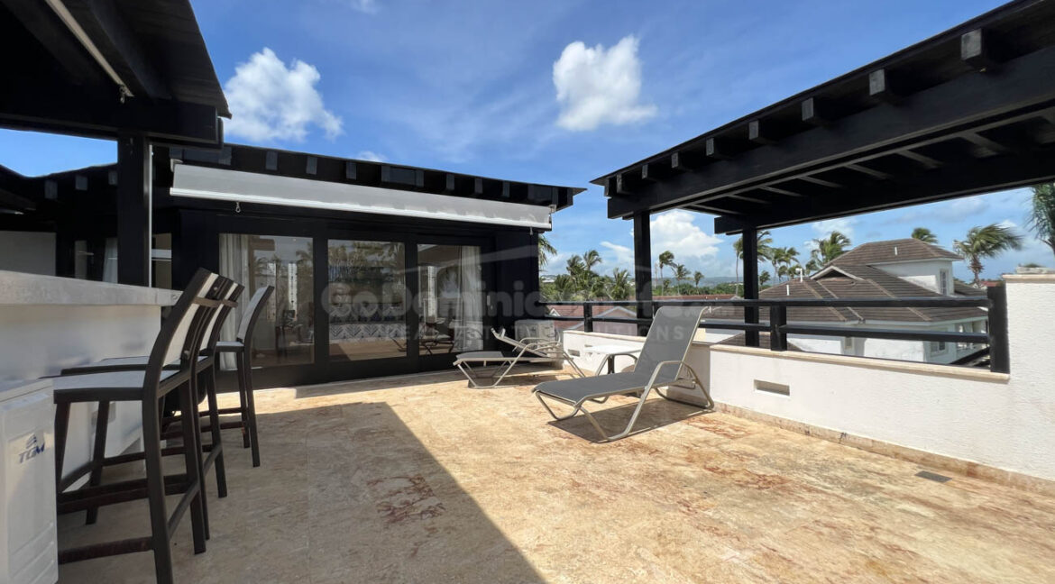 magnificent-4bedroom-beachfront-penthouse-in-las-terrenas-63 (21)
