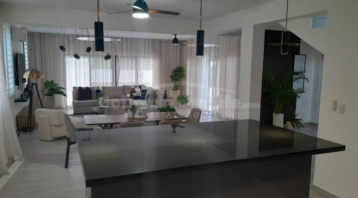 stunning-design-brand-new-villa-in-sosua-11