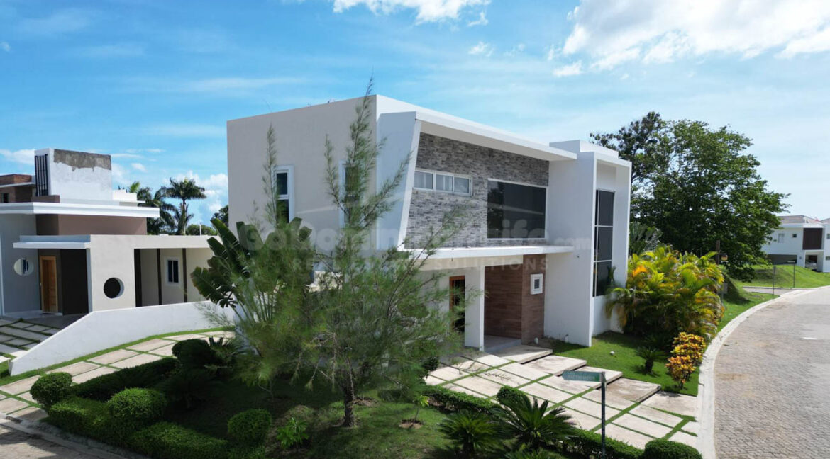 beautiful-property-in-a-luxurious-residential-in-puerto-plata-3