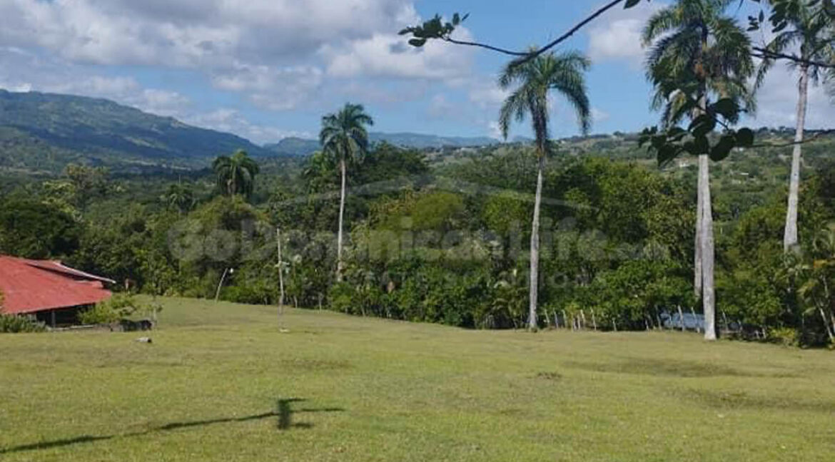 breathtaking-mountainside-cottage-y-ranch-in-puerto-plata-19