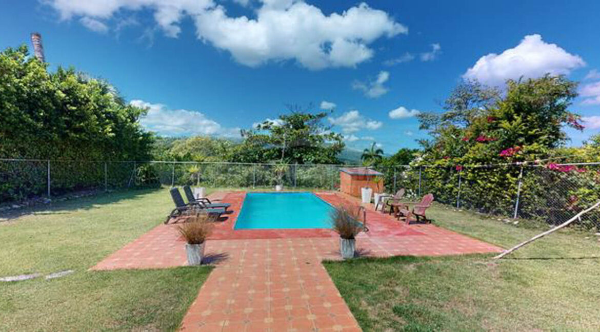 breathtaking-mountainside-cottage-y-ranch-in-puerto-plata-2