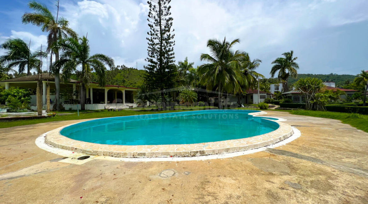 tropical-retreat-discover-your-dream-villa-in-the-heart-of-samana-67