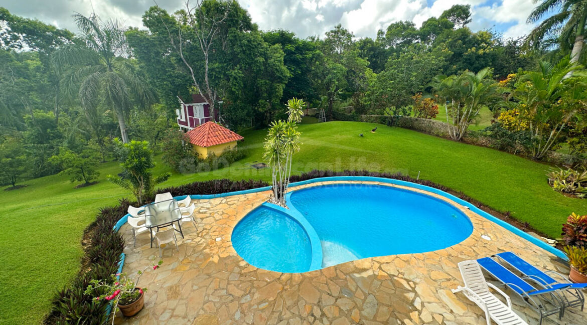 wonderful-property-in-a-exclusive-gated-community-sosua_-32