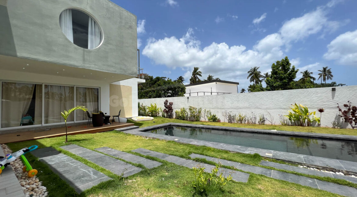 exquisite-4-bedroom-villa-with-private-pool-in-las-terrenas-29