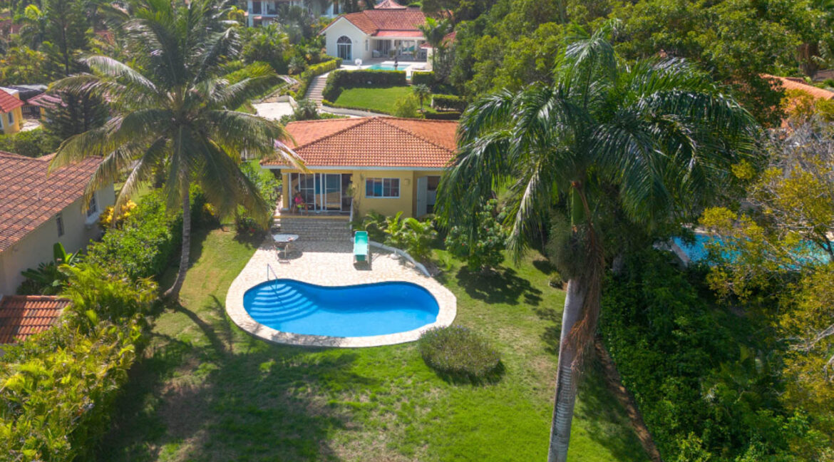 comfortable-charming-2-bedroom-villa-with-outstanding-panoramic-ocean-view-6