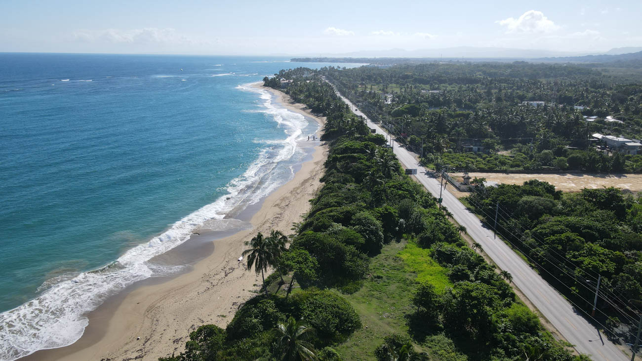 Oceanfront Oasis: Unparalleled Beachfront Land on Cabarete’s Premier Water Sports Haven