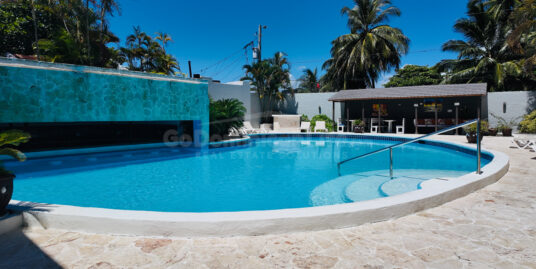 Charming condo in Prime Town Location, Fully Furnished and Equipped