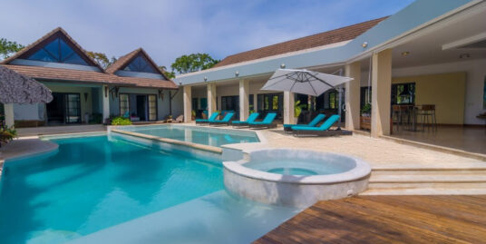 Exquisite 6-Bedroom Villa with Private Pool, Beach Access, and Entertainer’s Dream Layout