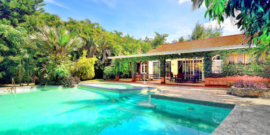Elegant Private Villa with Spacious Design and Style In Cabarete