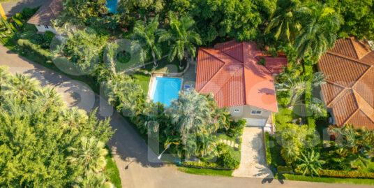 Comfortable 3-bedroom Villa with garage In Sosua