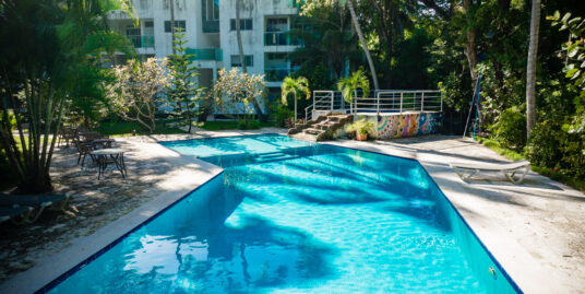 Exquisite 2-Bedroom Oasis in a Beach front Community