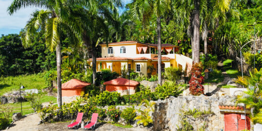 Charming 1-Bedroom Retreat in Playa Bonita – Perfect for Vacation or Investment