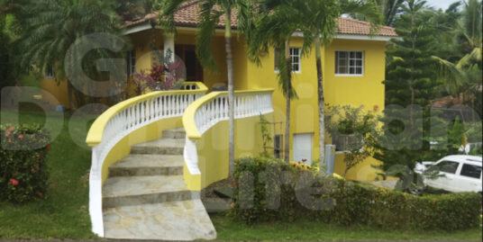 Versatile 2-Bedroom Villa with Private Pool & Separate 1-Bedroom Apartment