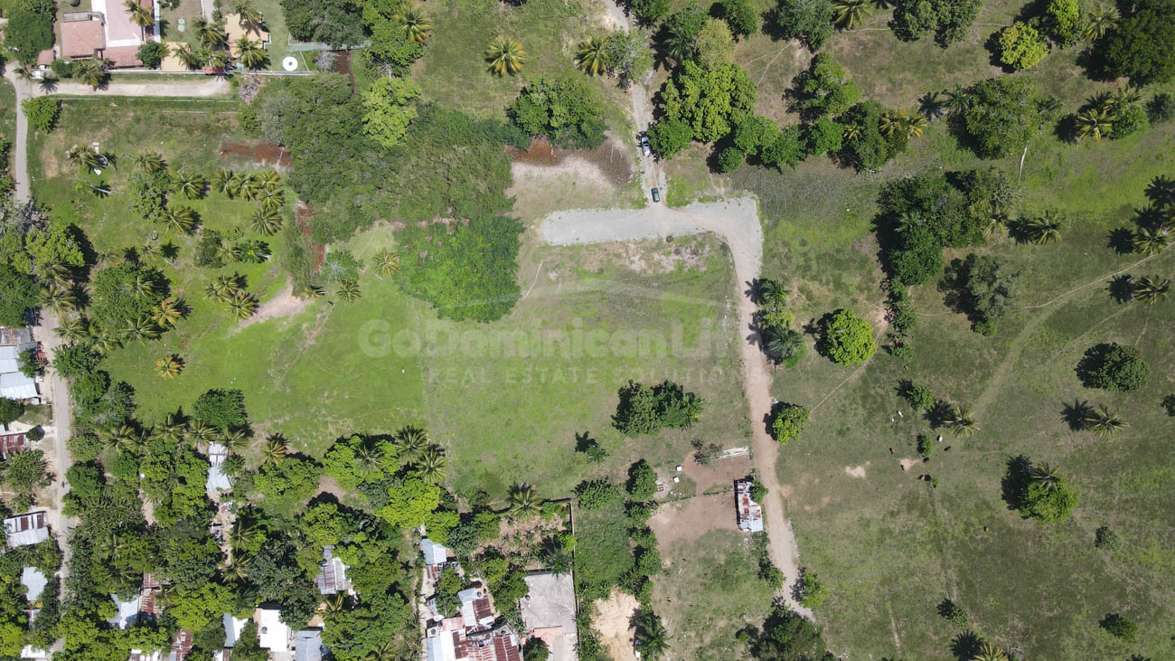A Rare Opportunity to Own Beachfront Land for a Custom Home Lot S8_H – Second Line