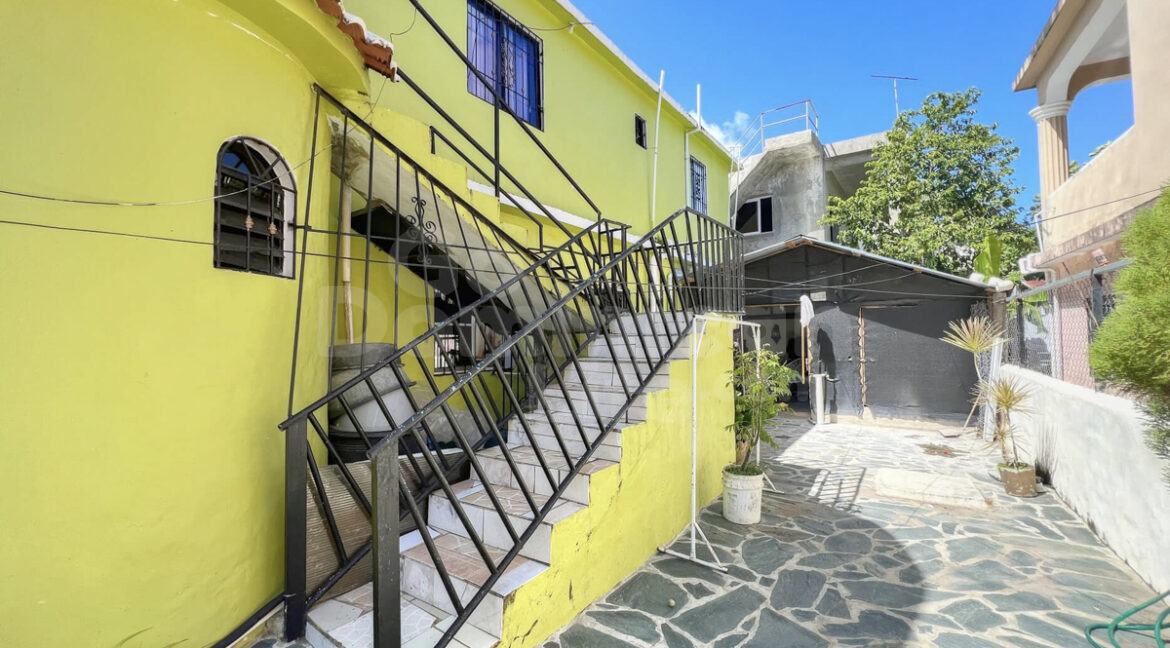 sabaneta-commercial-9bed-11