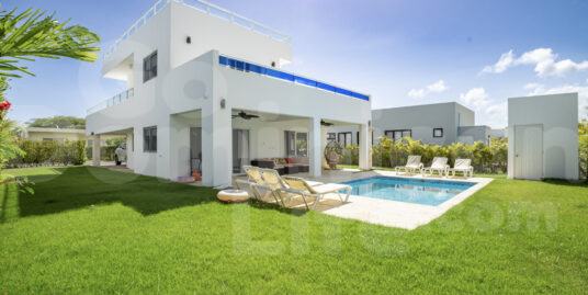 Villa-Style Duplex in Dream Gated Community