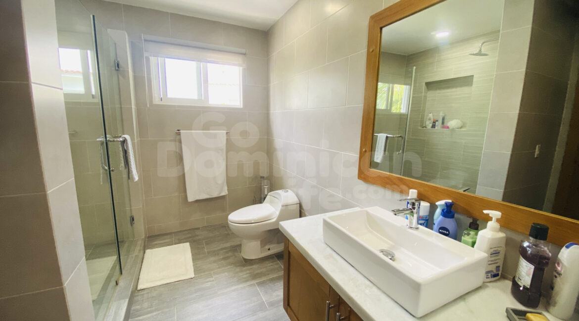 lasterrenas-condo-3bed-20