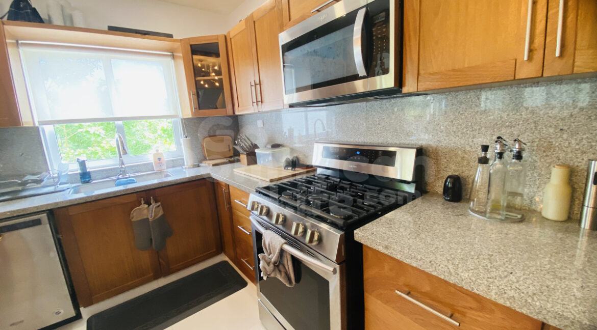 lasterrenas-condo-3bed-6