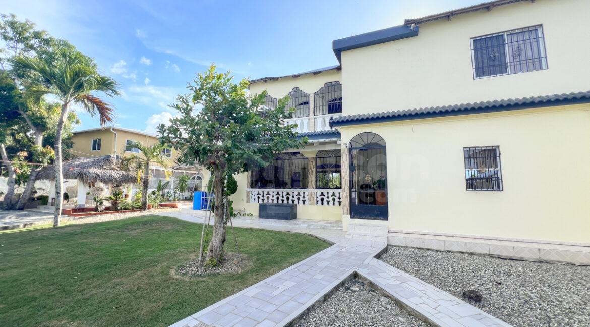 sabaneta-villa-6bed-15