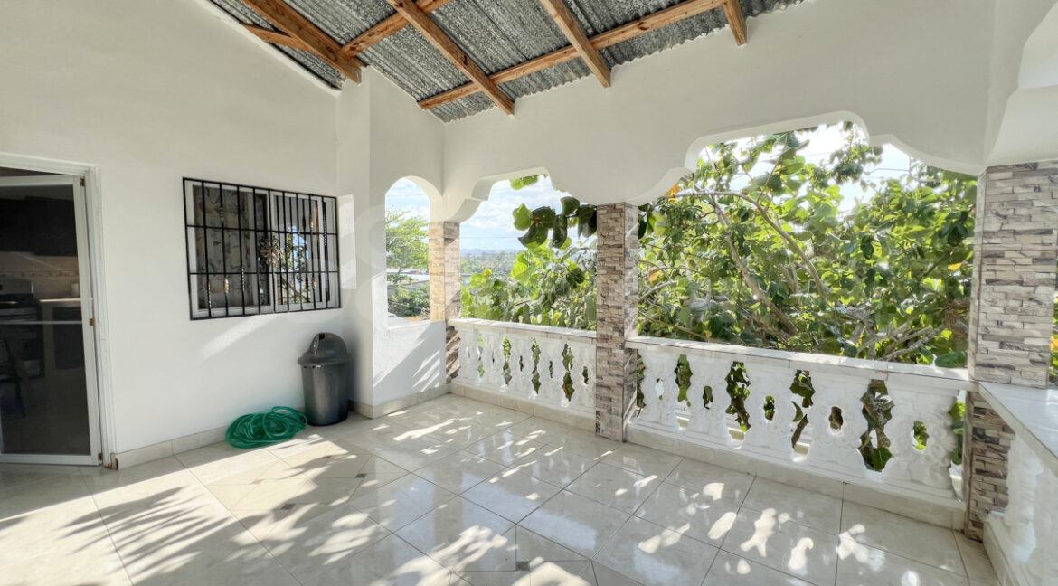 sabaneta-villa-6bed-28