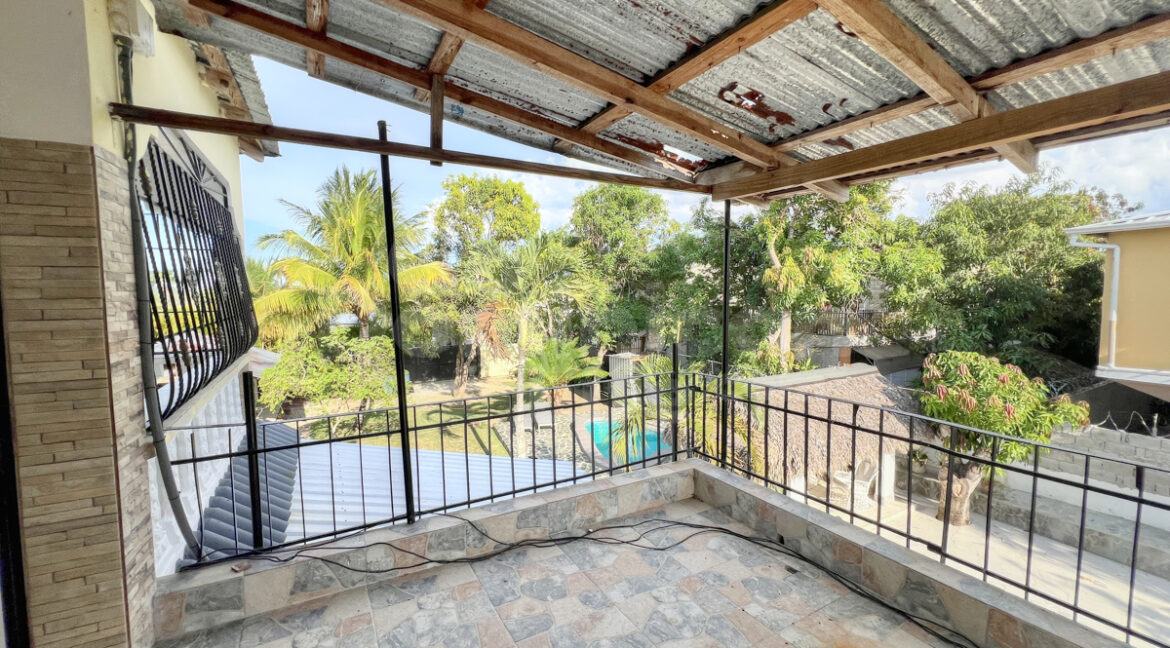 sabaneta-villa-6bed-30