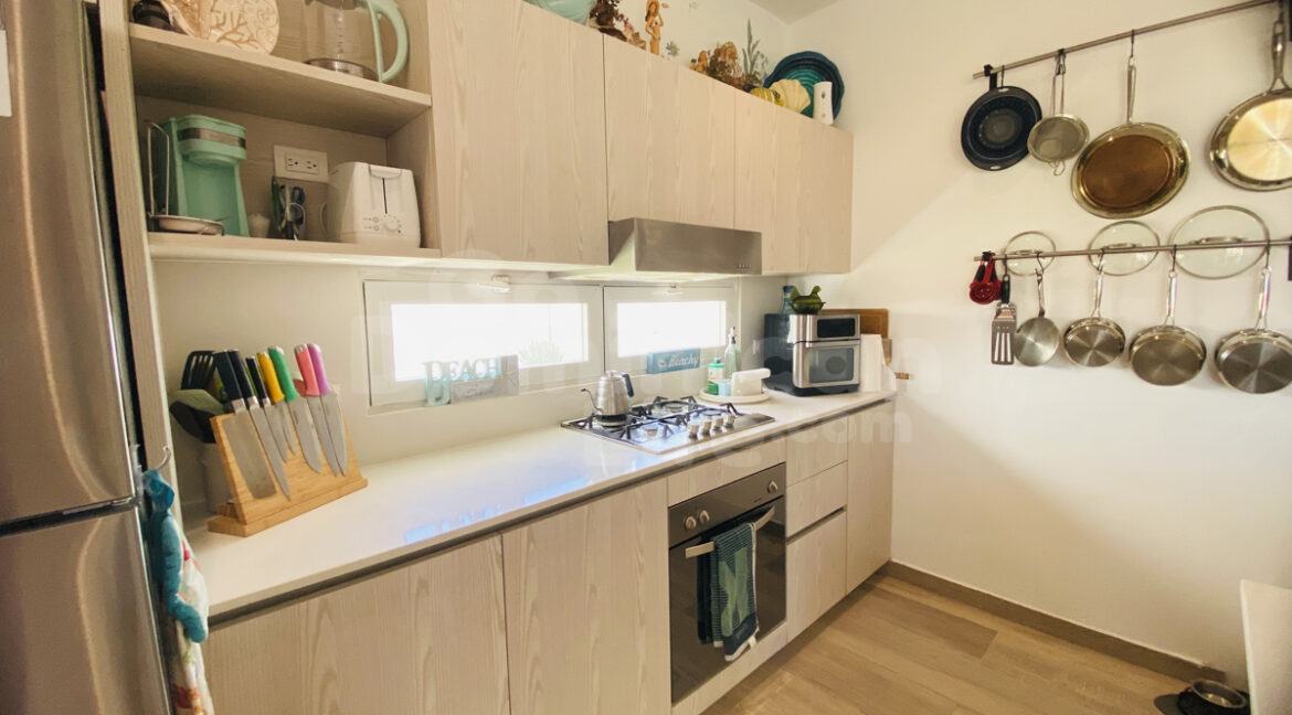 lasterrenas-condo-2bed-12