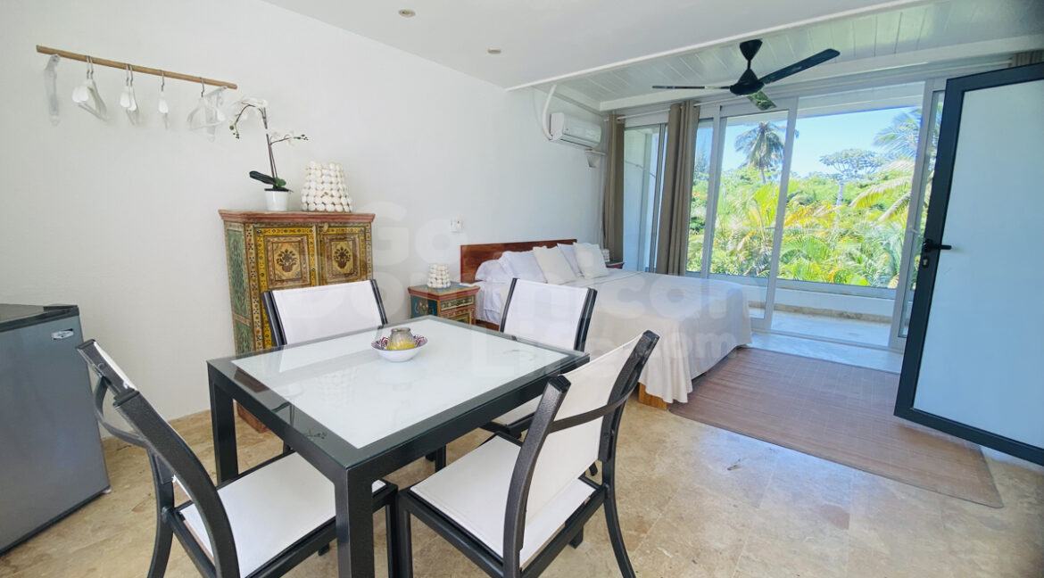 lasterrenas-condo-2bed-15