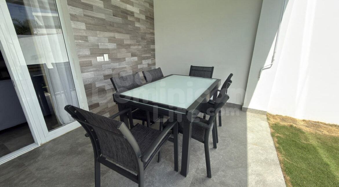 lasterrenas-townhouse-4bed-13