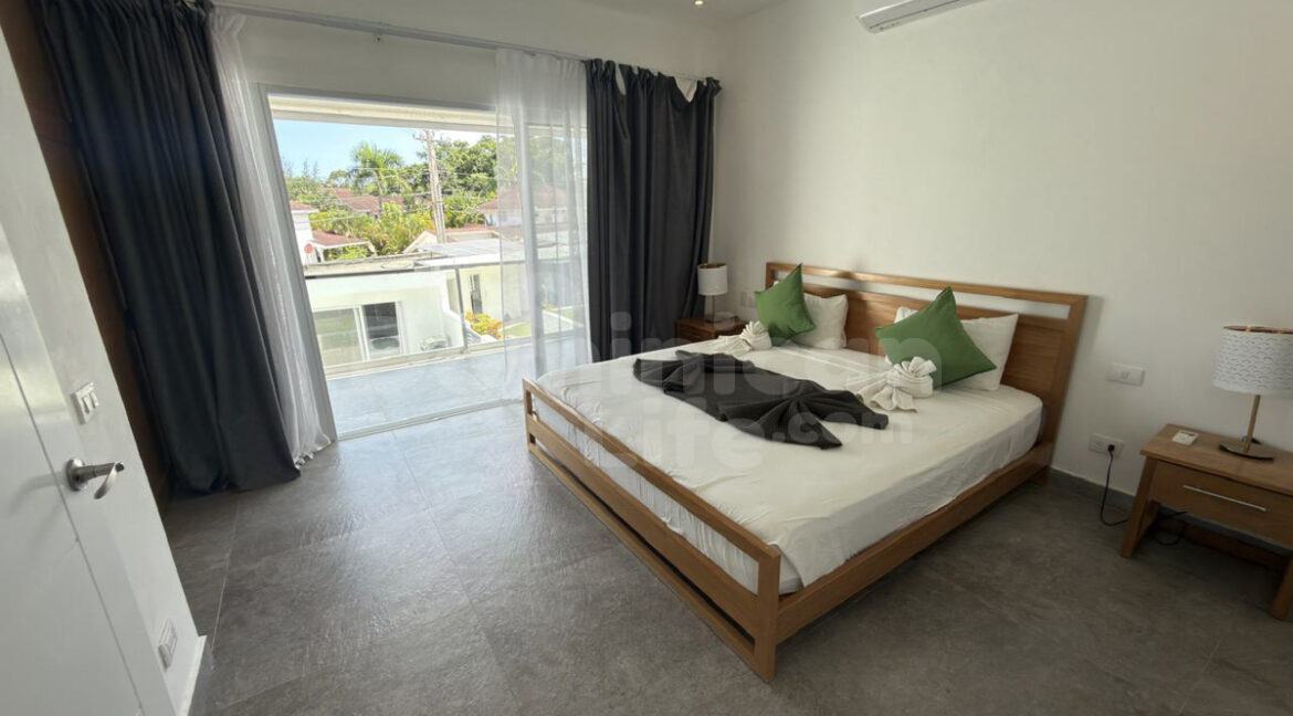 lasterrenas-townhouse-4bed-38