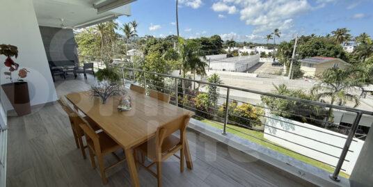 Stunning 2-Level Penthouse with Ocean Views & Rooftop Jacuzzi