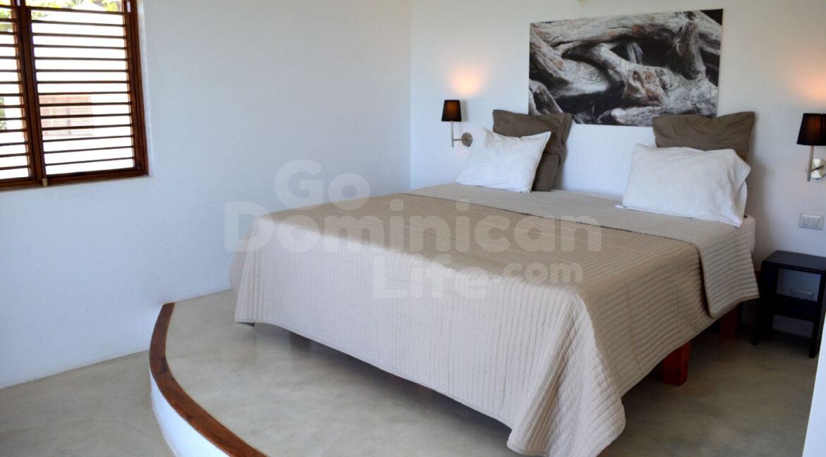 For-sale-two-villas-en-Coson-7