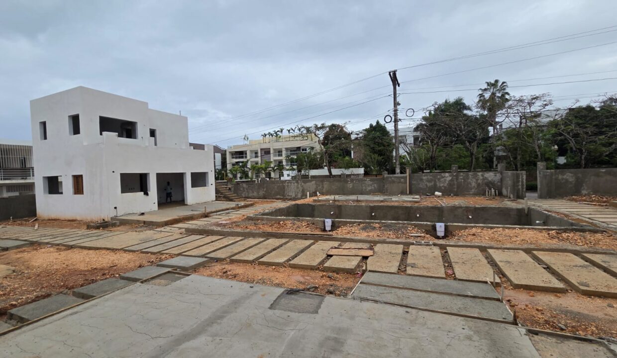 lasterrenas-3-bed-villas-construction-update (1)