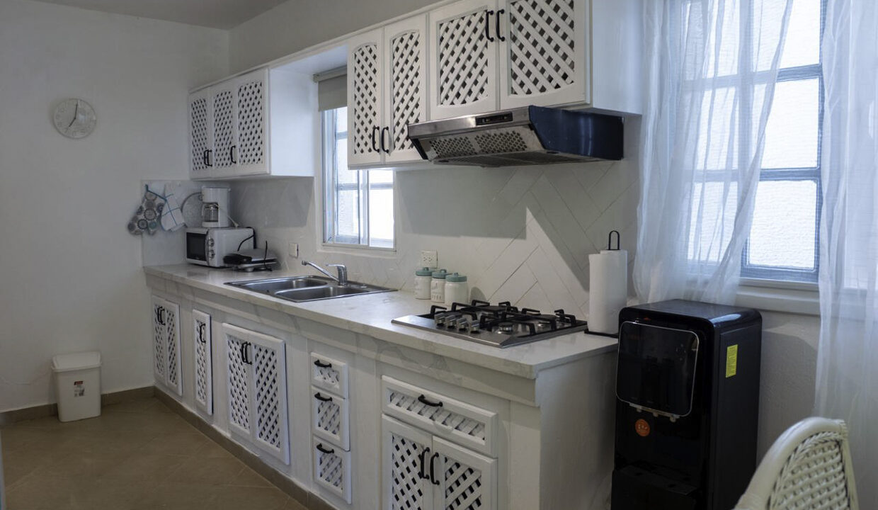 lasterrenas-condo-2bed-16